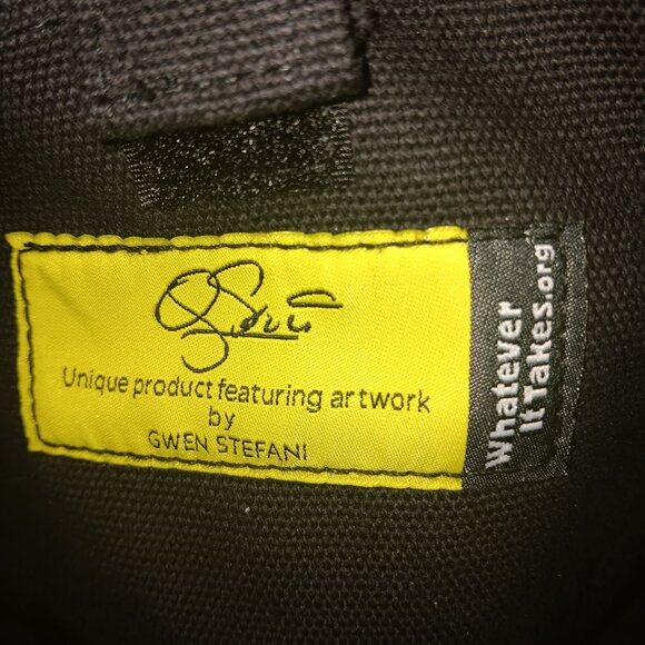 Gwen Stefani “Whatever it Takes” Art Canvas Bag - Picture 2 of 8